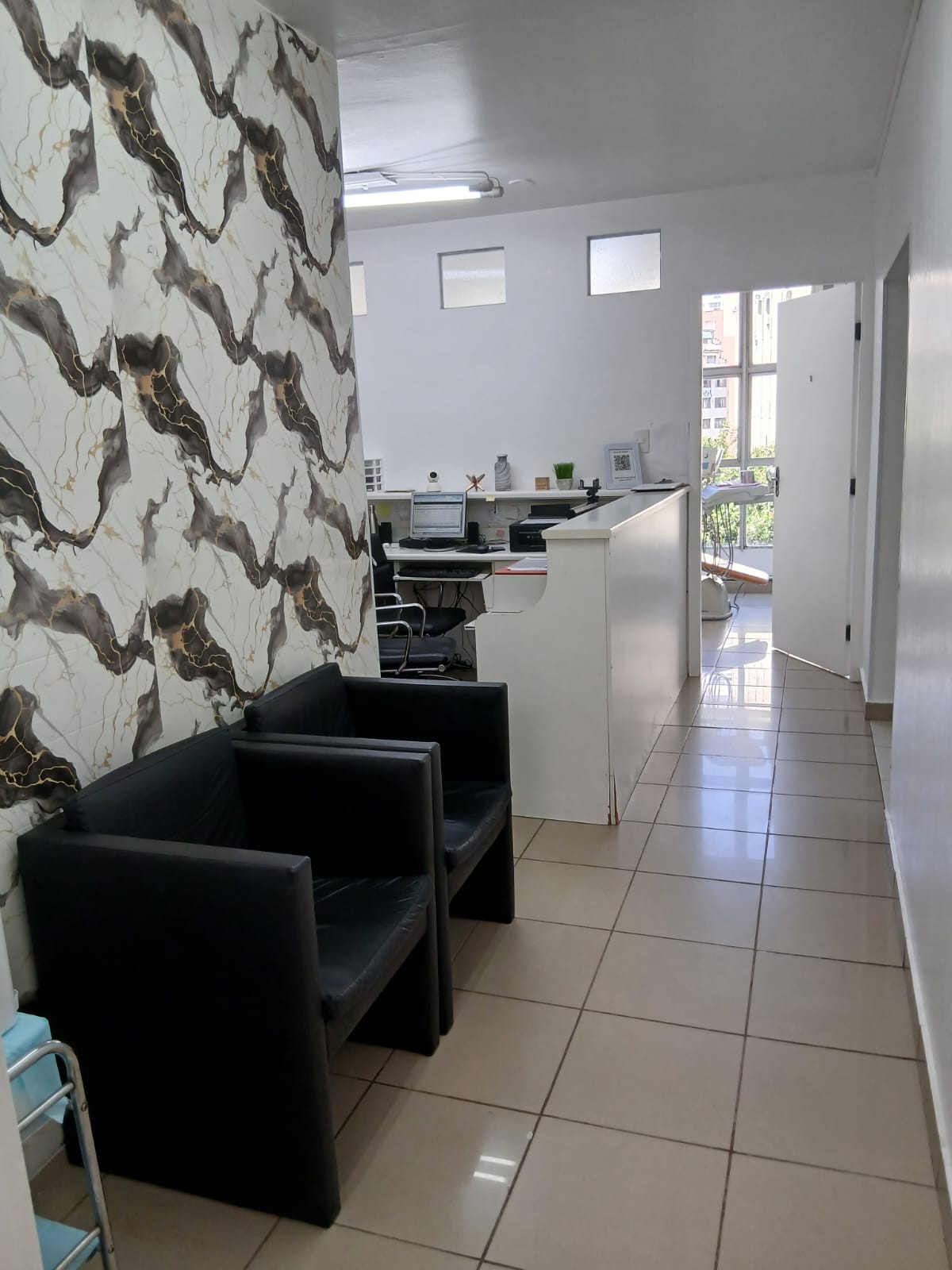 Visão complementar da clínica RM Odontologia